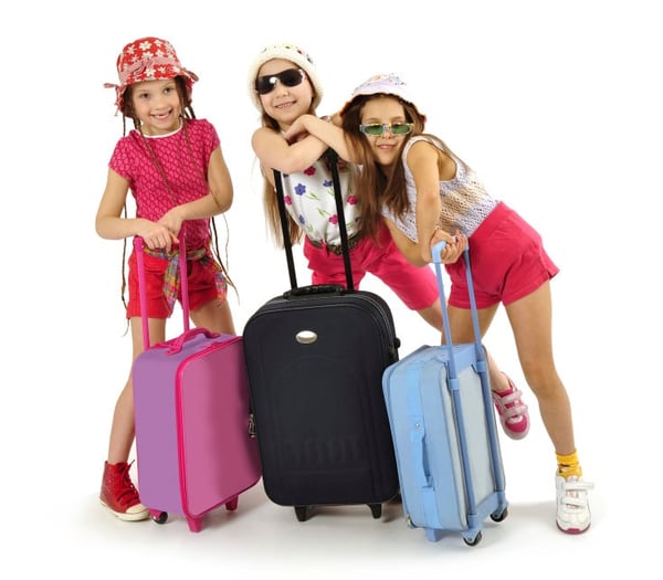 Are You Travelling for the Holidays? The Essentials About Kids’ Passports